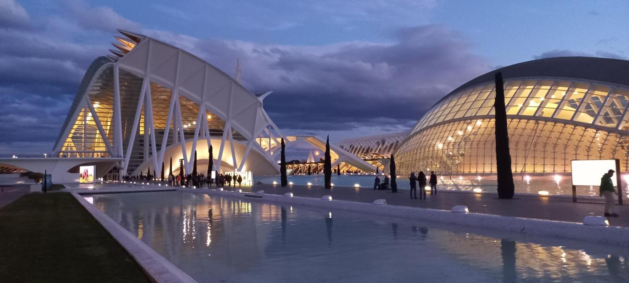Espectacular Loft Piscina Y Terraza - Metro L10 - Las Ciencias - Ruzafa - Valencia Centro Eksteriør bilde